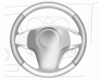 Das Lenkrad wird bei laufendem Motor