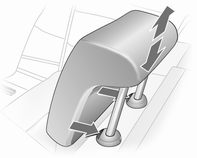 Kopfstütze nach oben ziehen bzw. beide Rastfedern zum Entriegeln